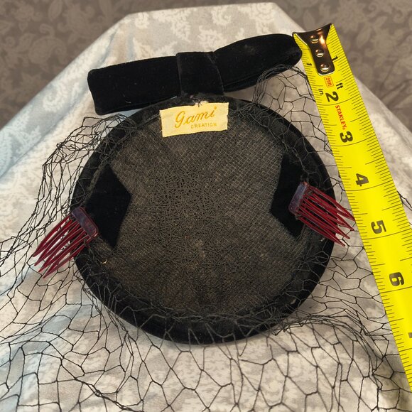 Black velvet spiral vintage funeral hat with 5\